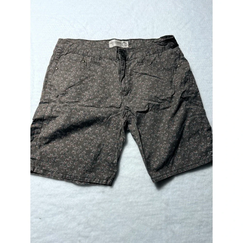 Women's‎ Inked & Faded Floral Daisy Tan Chino Short Size 8